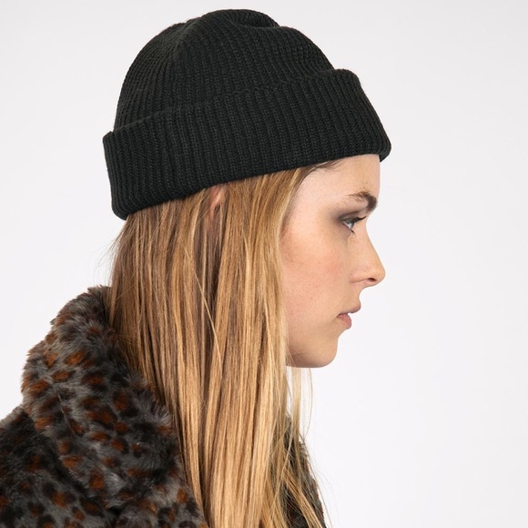 Black Beanie Straight To Hell 